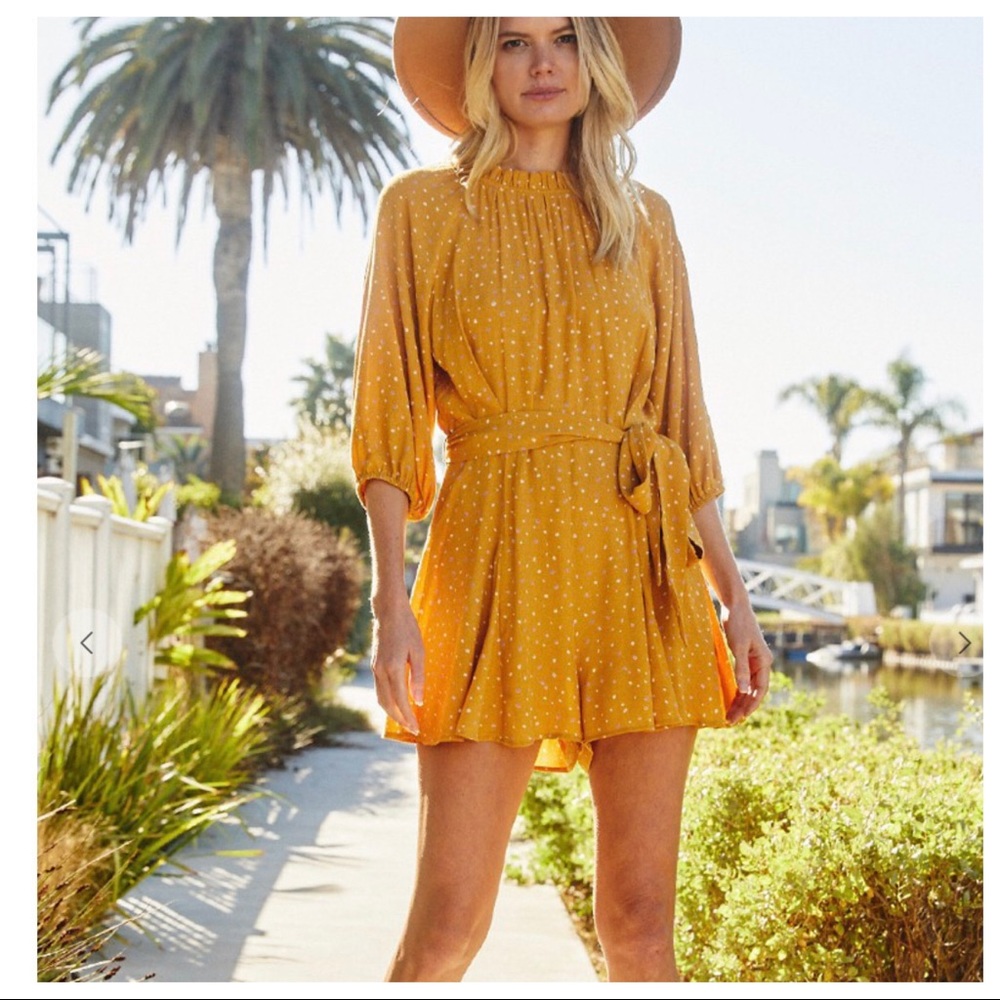 Absolutely beautiful spotty check print romper ❤️ - Picture 4 of 6